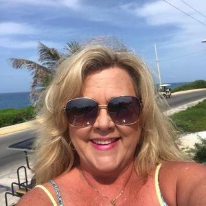 Meet your Posher, Wendy